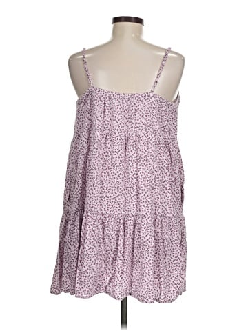 Old Navy Sleeveless Top (view 2)