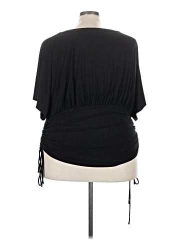 ELOQUII Short Sleeve Top (view 2)