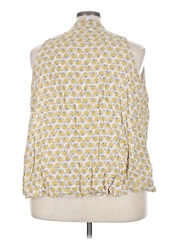 Melissa McCarthy Seven7 Tank Top (view 2)