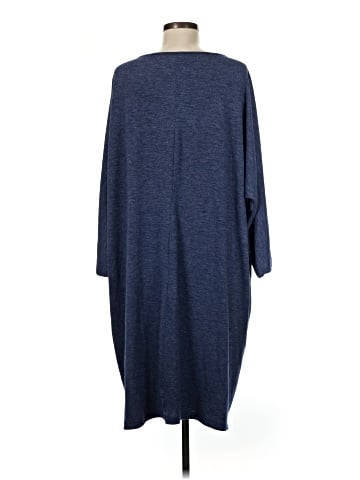 Old Navy Casual Dress (view 2)