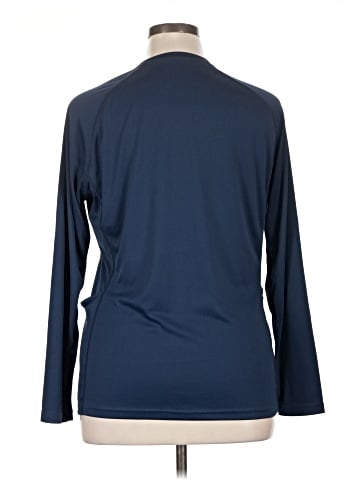 iuga Long Sleeve T-Shirt (view 2)