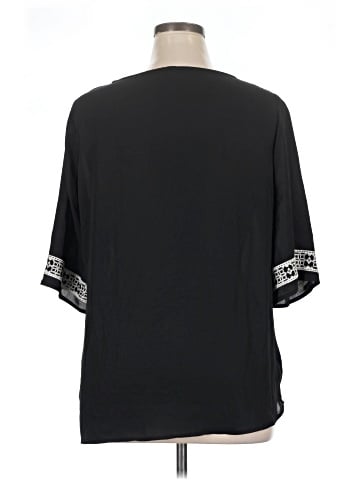 Xhilaration 3/4 Sleeve Blouse (view 2)