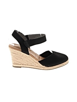 Kelly & Katie Wedges