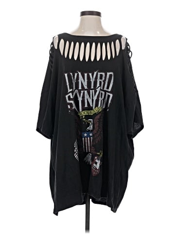 Assorted Brands 3/4 Sleeve T-Shirt (view 1)