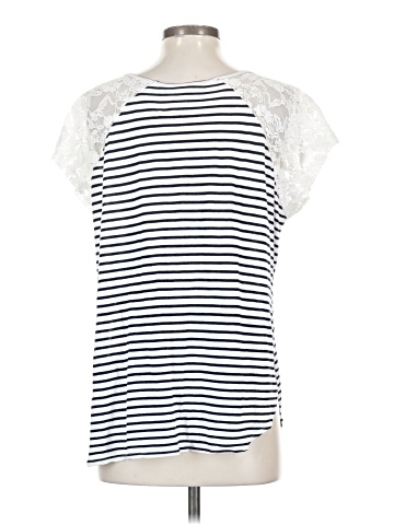 Minkpink Short Sleeve T-Shirt (view 2)