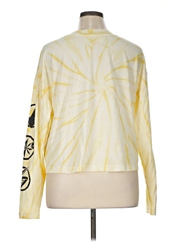 Marvel Long Sleeve Turtleneck (view 2)
