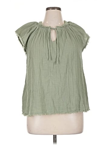 True Craft Short Sleeve Blouse (view 1)