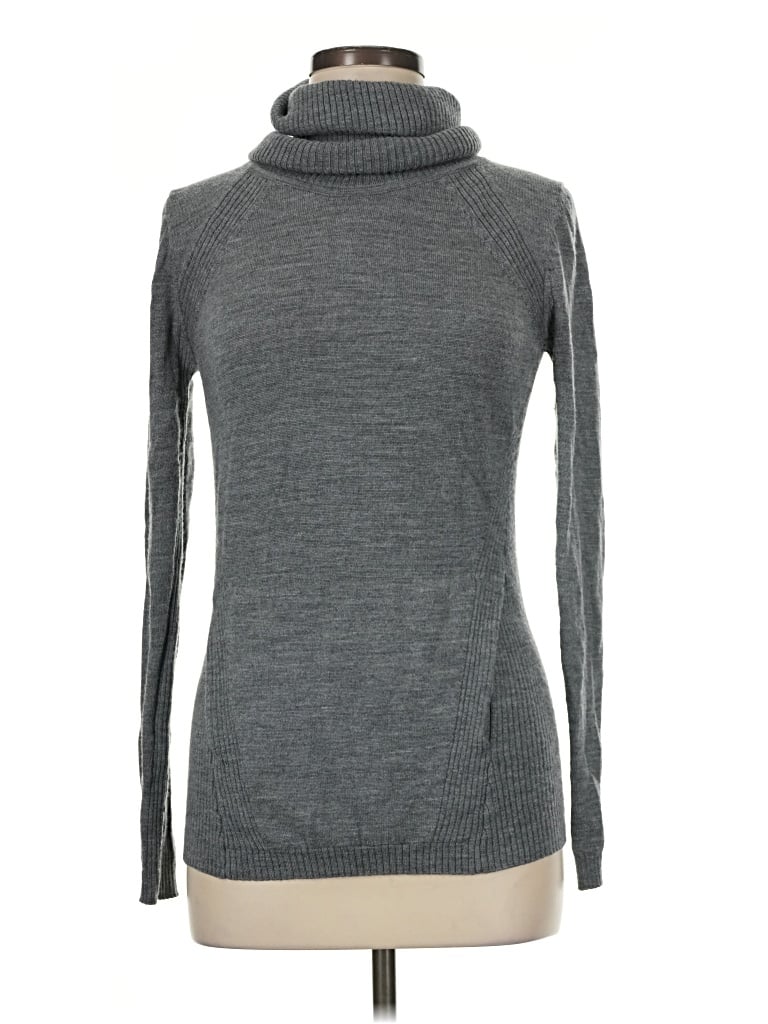 Pre-owned Lululemon Athletica Turtleneck Sweater In Gray