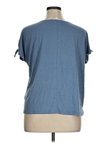 Max Studio Short Sleeve T-Shirt (view 2)