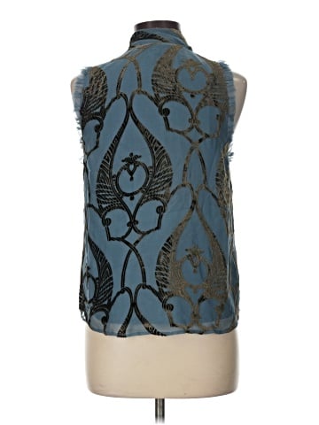 Cinq à Sept Sleeveless Blouse (view 2)