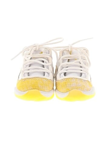 Air Jordan Sneakers (view 2)