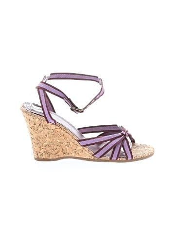 Gap Wedges (view 1)