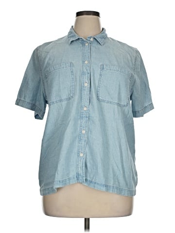 Madewell Denim Camp Shirt in Smithley Wash (view 1)