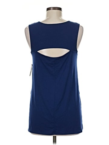 Onzie Sleeveless T-Shirt (view 2)