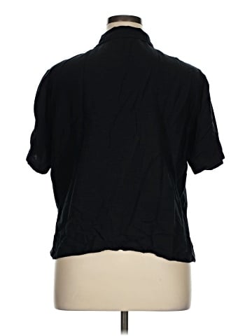Uniqlo Short Sleeve Blouse (view 2)