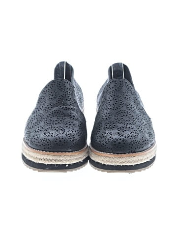 Crown Vintage Flats (view 2)
