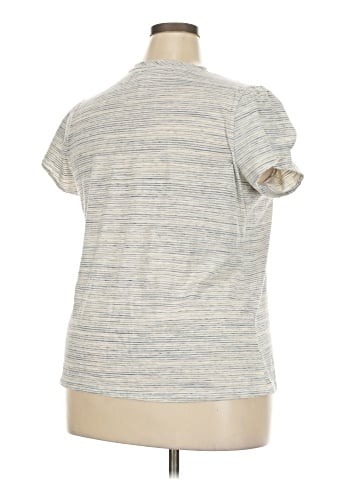 Liz Claiborne Short Sleeve T-Shirt (view 2)