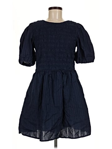 Old Navy Casual Dress (view 1)