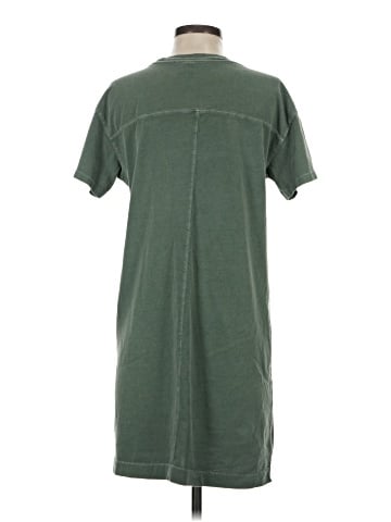 Old Navy Casual Dress (view 2)
