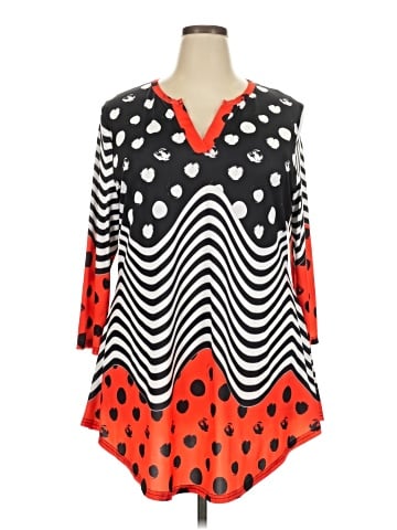 Lily by Firmiana 3/4 Sleeve T-Shirt (view 1)