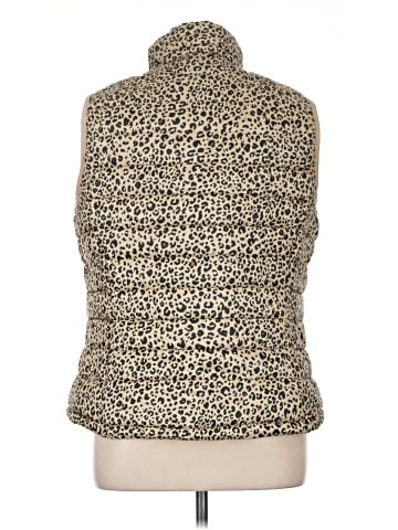 Amazon Essentials Faux Fur Vest (view 2)