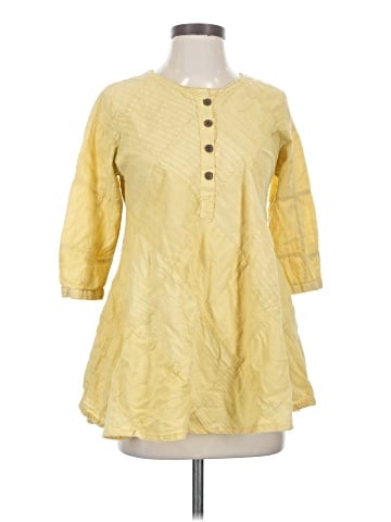 Unbranded 3/4 Sleeve Button-Down Shirt (view 1)