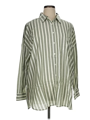 Torrid 3/4 Sleeve Button-Down Shirt (view 1)