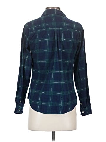 Croft & Barrow Long Sleeve Button-Down Shirt (view 2)