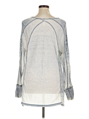 Green Tea Long Sleeve Top (view 2)