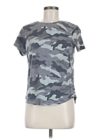 Old Navy Active T-Shirt (view 1)