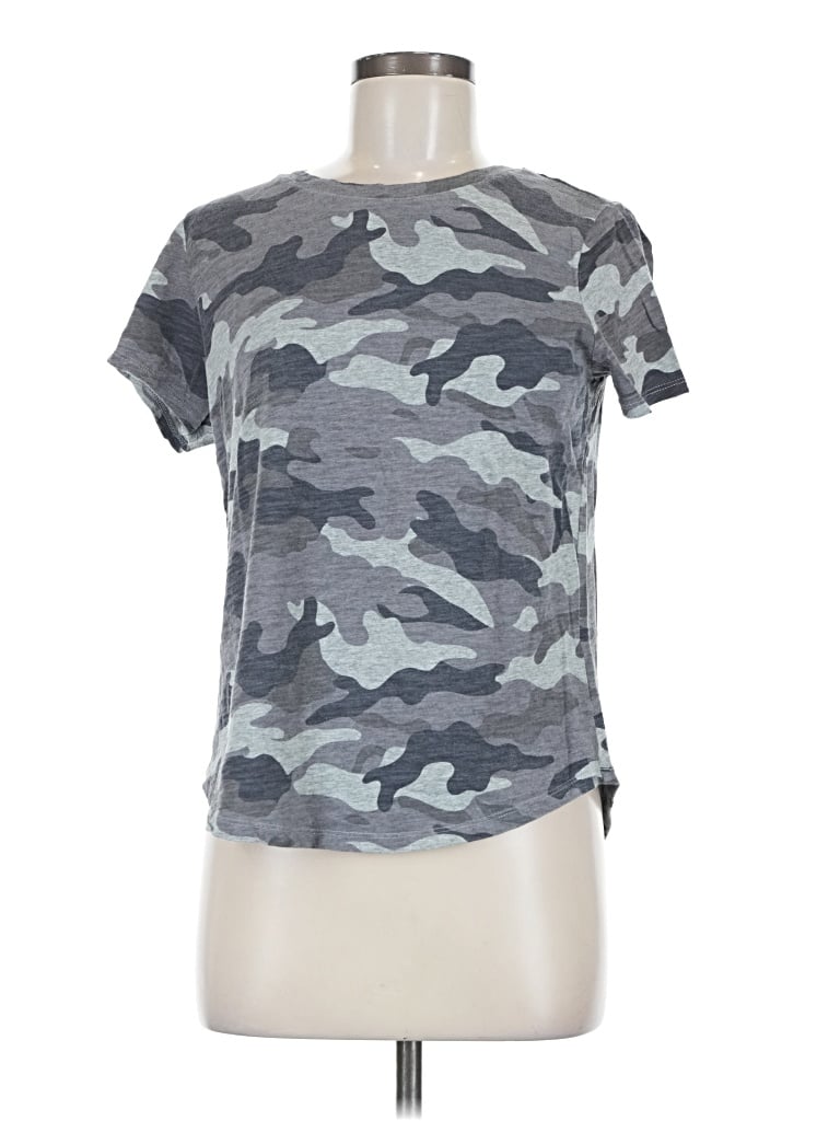 Pre-owned Old Navy Active T-shirt In Gray