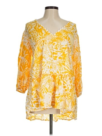 Blue Island 3/4 Sleeve Blouse (view 1)