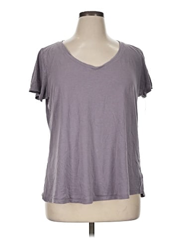 Torrid Short Sleeve T-Shirt (view 1)