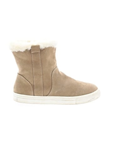 Trafaluc by Zara Ankle Boots (view 1)