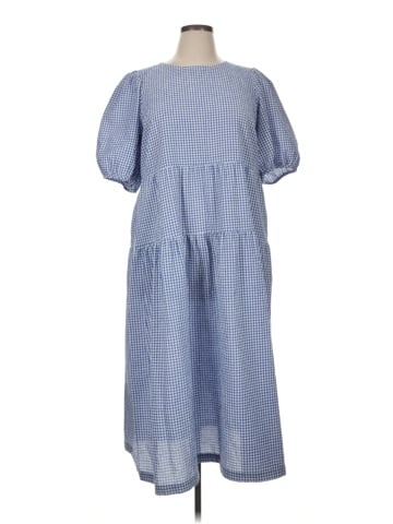 Old Navy Casual Dress (view 1)