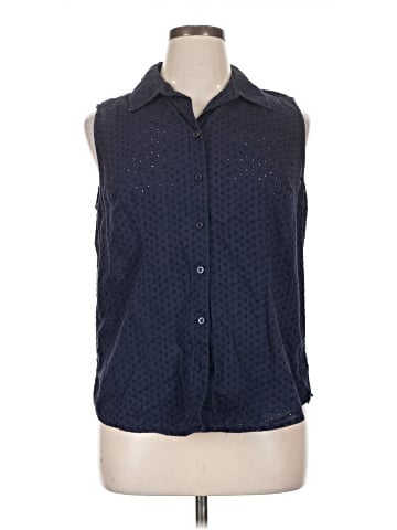 Croft & Barrow Sleeveless Button-Down Shirt (view 1)