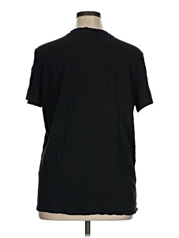 Maurices Short Sleeve T-Shirt (view 2)