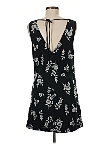 Abercrombie & Fitch Casual Dress (view 2)