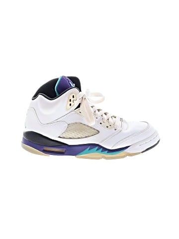 Air Jordan Sneakers (view 1)