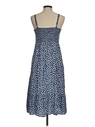 Old Navy Casual Dress (view 2)