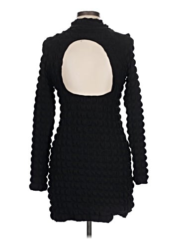 Urban Outfitters Casual Dress (view 2)