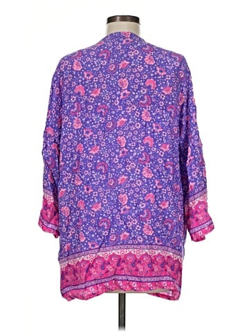 Cupcakes & Cashmere Kimono (view 2)