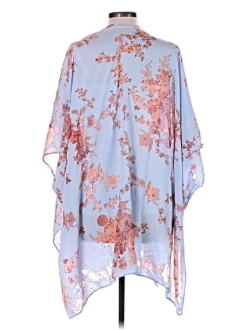 2 Chic Wrap (view 2)