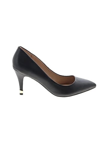 Market and Spruce Heels (view 1)