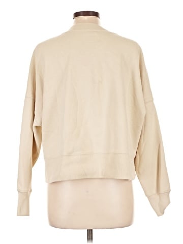 Abercrombie & Fitch Long Sleeve T-Shirt (view 2)
