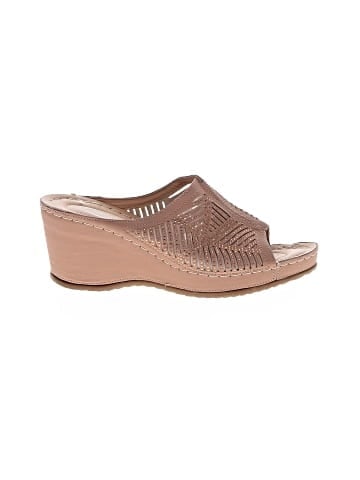 Atalina Wedges (view 1)