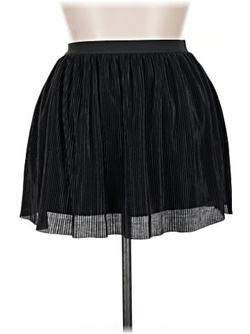 Old Navy Casual Skirt (view 1)