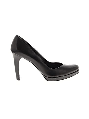 Stuart Weitzman Heels (view 1)