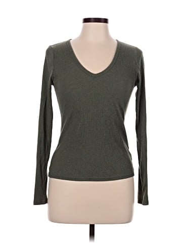 Old Navy Long Sleeve T-Shirt (view 1)