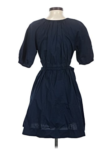 Old Navy Casual Dress (view 2)